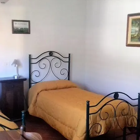 La Regina Di Adrano 3*